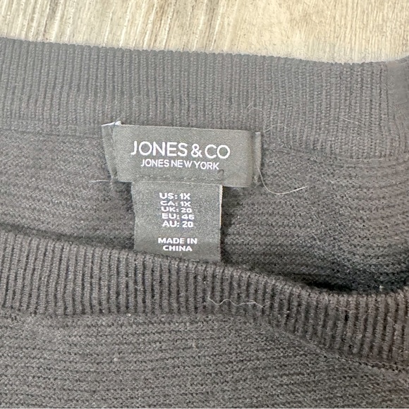 3/4 sleeve oversized pullover - Picture 2 of 2